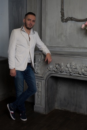 стилист-имиджмейкер в Москве